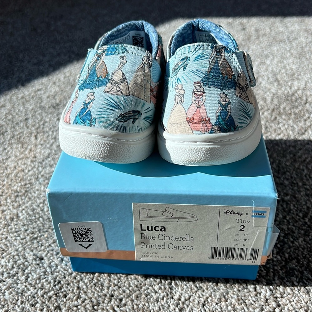 RARE Disney x TOMS Luca Blue Cinderella Printed Canvas size Tiny 2